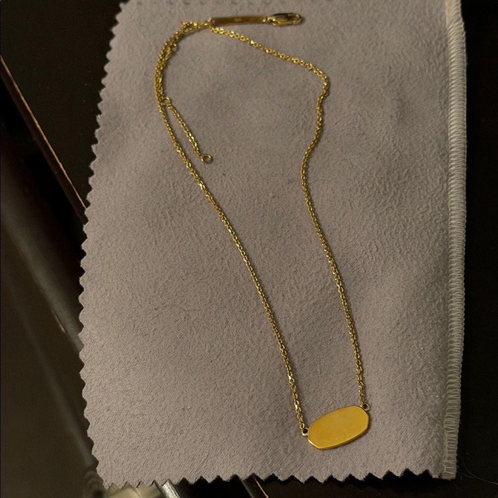 Kendra Scott Gold Pendant Necklace